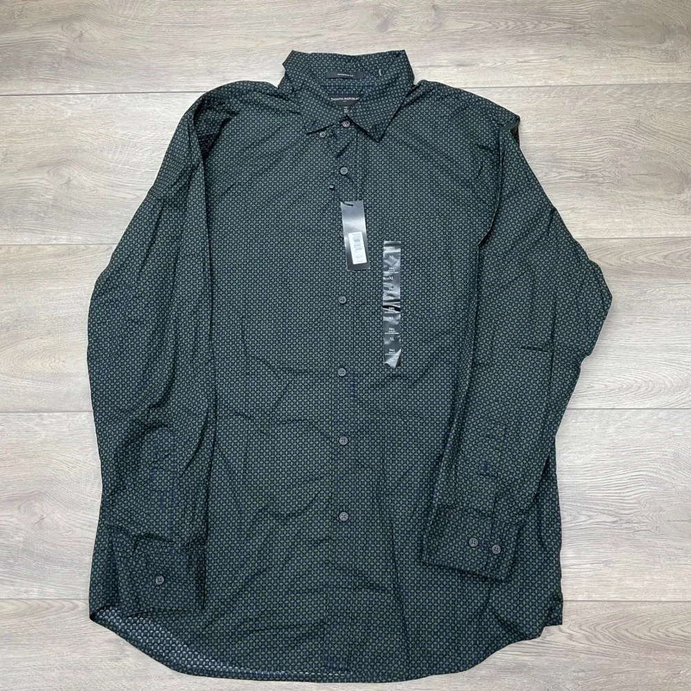Banana Republic Button Down Shirt Mens XL Tall Green Geometric Untucked Fit NWT